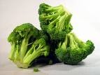Budini caldi di broccoli con crema al limone e gamberi al vapore